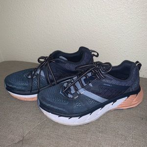 HOKA one one Gaviota 2